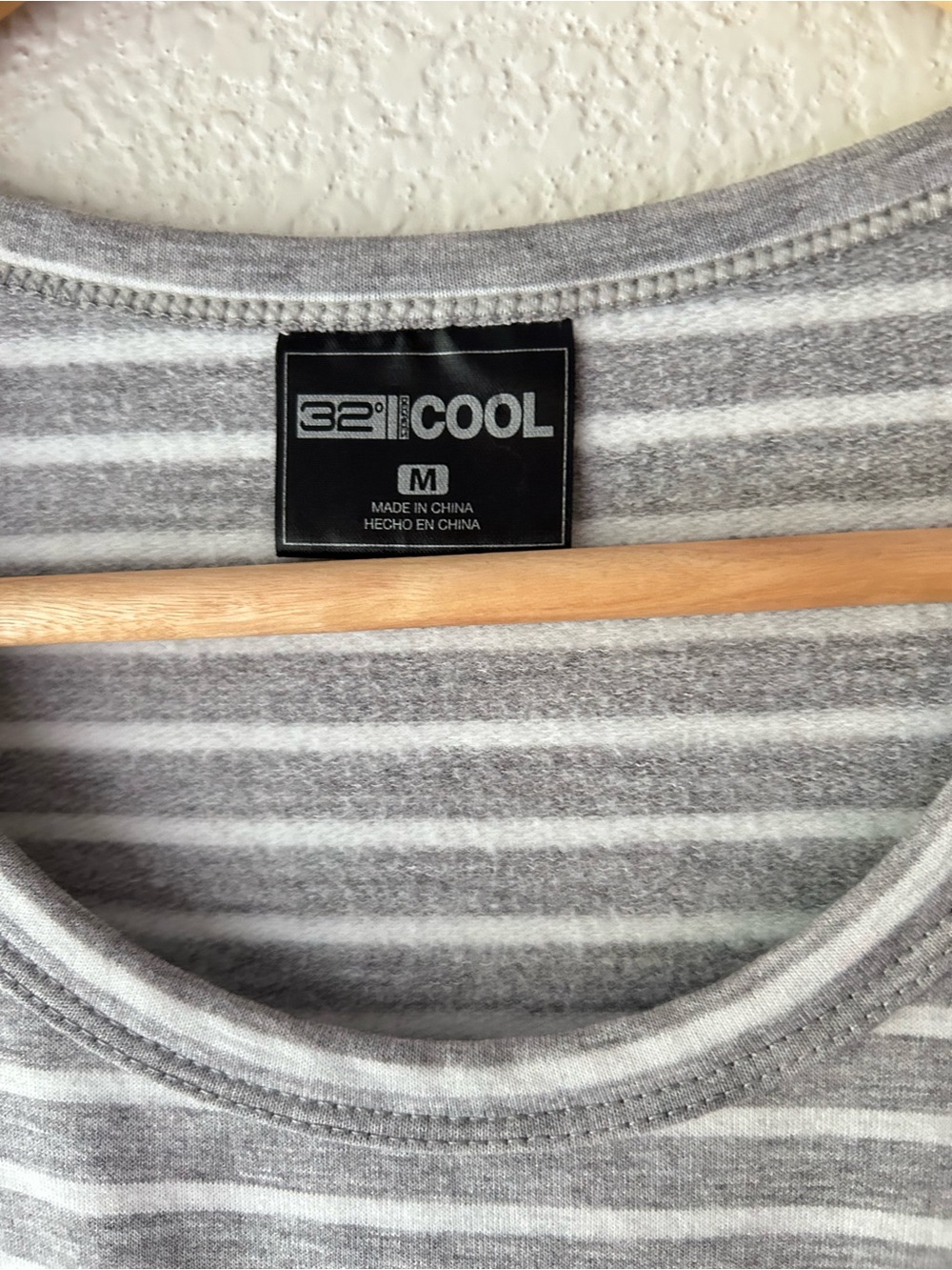 32 Degrees Gray and White Striped Fleece Lined Jersey Knit Dress size Medium - Picture 3 of 4